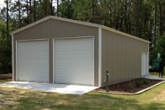 24 x 40 x 12 Garage with Vertical Siding