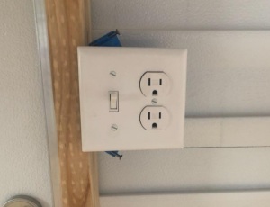 Duplex-Switch-Outlet